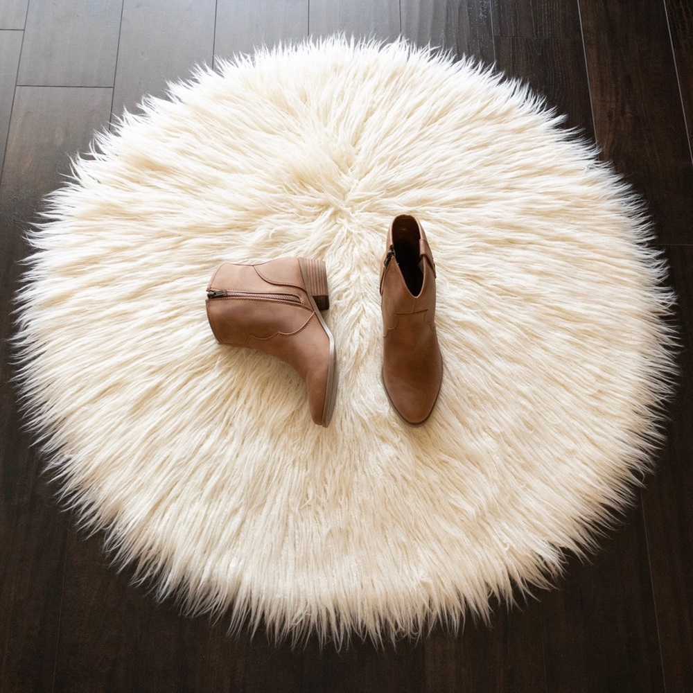 NWOT American Eagle Booties 8.5